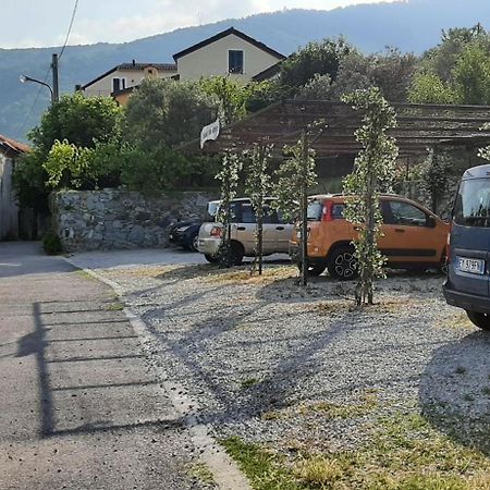 Contrada Casa Vacanze Vado Ligure Exterior foto